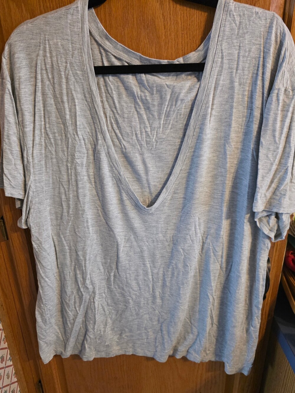 Buffbunny Heather Gray V-Neck Pump Cover NwOT LARGE